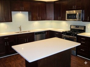 139 S 15th St in Pittsburgh, PA - Building Photo - Building Photo