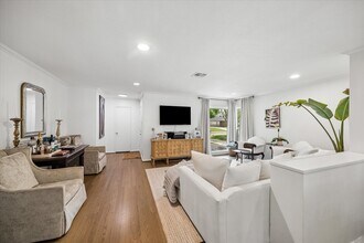 3110 Castlewood St in Houston, TX - Building Photo - Building Photo