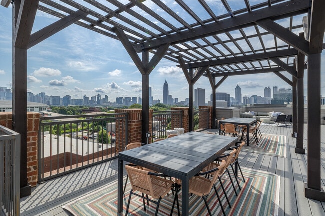 Paloma West Midtown in Atlanta, GA - Foto de edificio - Building Photo