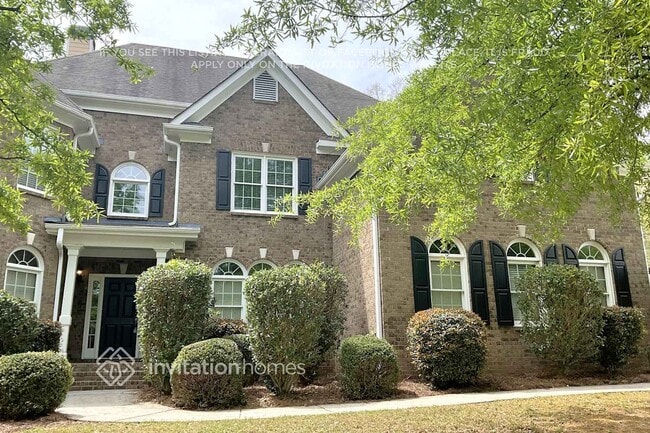 property at 3864 Lost Oak Dr NE