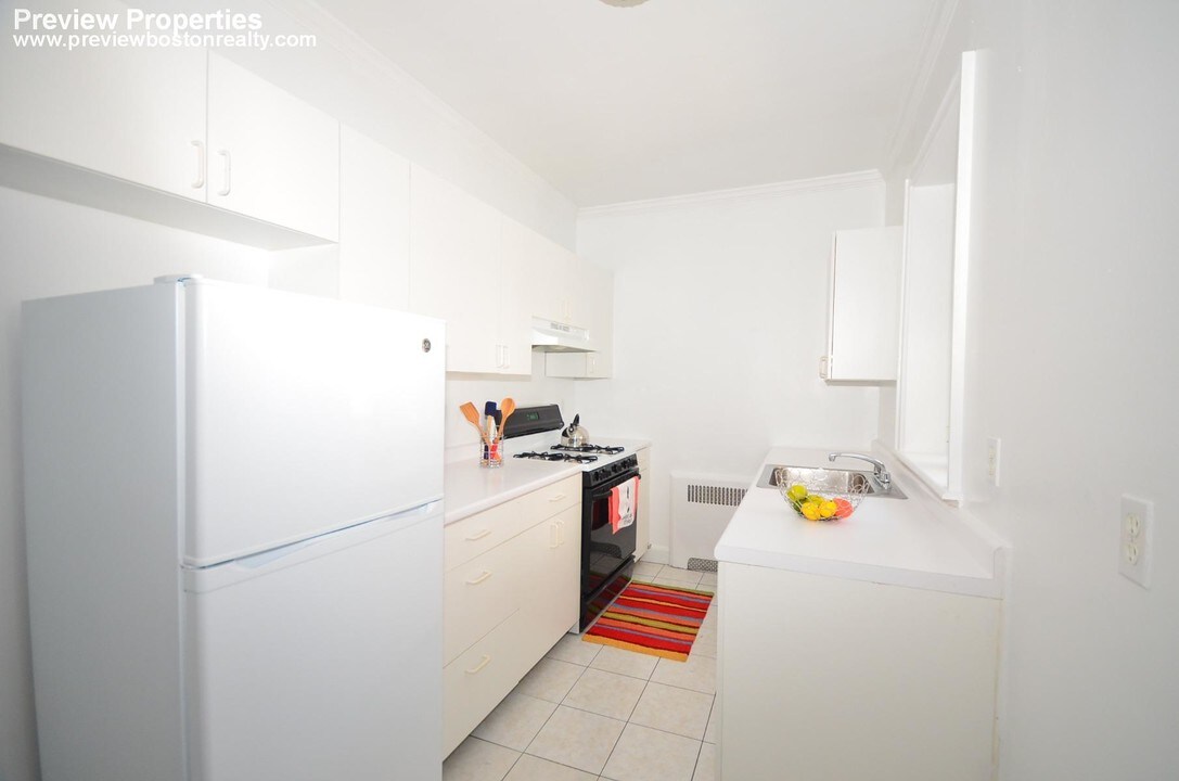 71 Kilsyth Rd-Unit -11 in Boston, MA - Building Photo