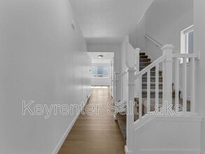 8729 Park Slope Ln in West Jordan, UT - Building Photo - Building Photo