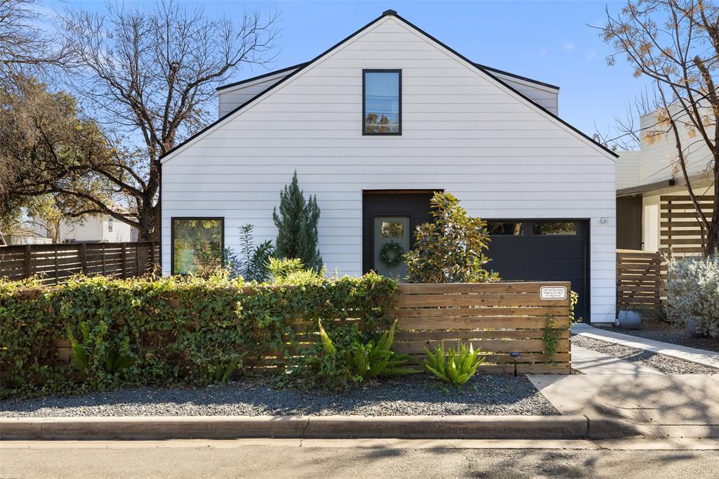 2311 E 8th St in Austin, TX - Building Photo