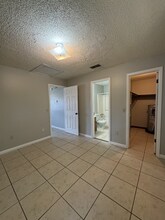 3020 Allred Dr-Unit -C in Auburndale, FL - Building Photo - Building Photo