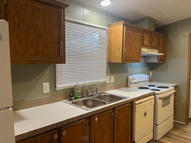 property at 13074 Pine Trail Ct