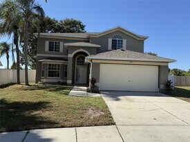 12653 Longcrest Dr, Unit 2nd FL in Riverview, FL - Building Photo