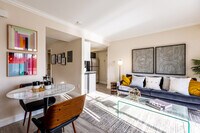 River Oaks West photo'