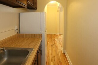 430 W Roscoe St in Chicago, IL - Building Photo - Building Photo