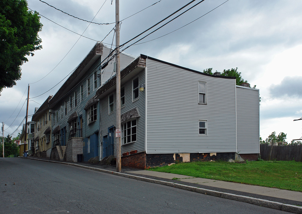 1206-1216 Sausse Ave in Troy, NY - Building Photo