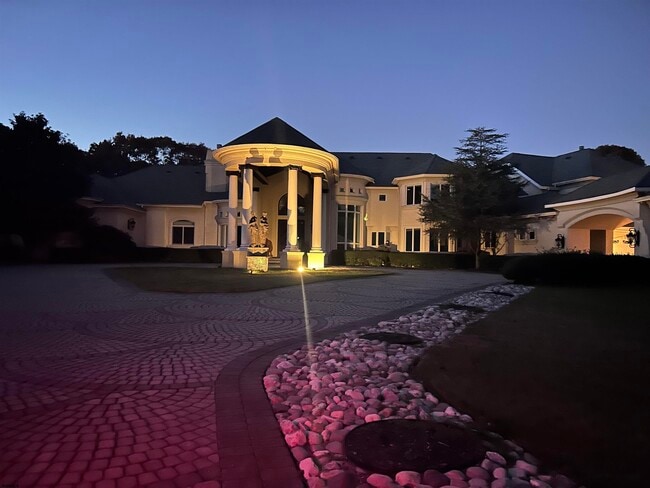 property at 609 Park Pl