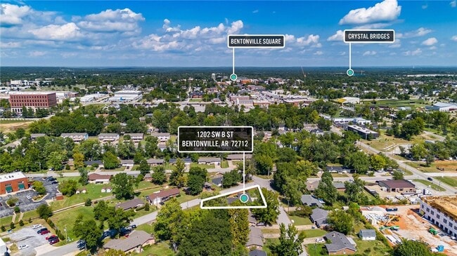 1202 SW B St in Bentonville, AR - Building Photo - Building Photo