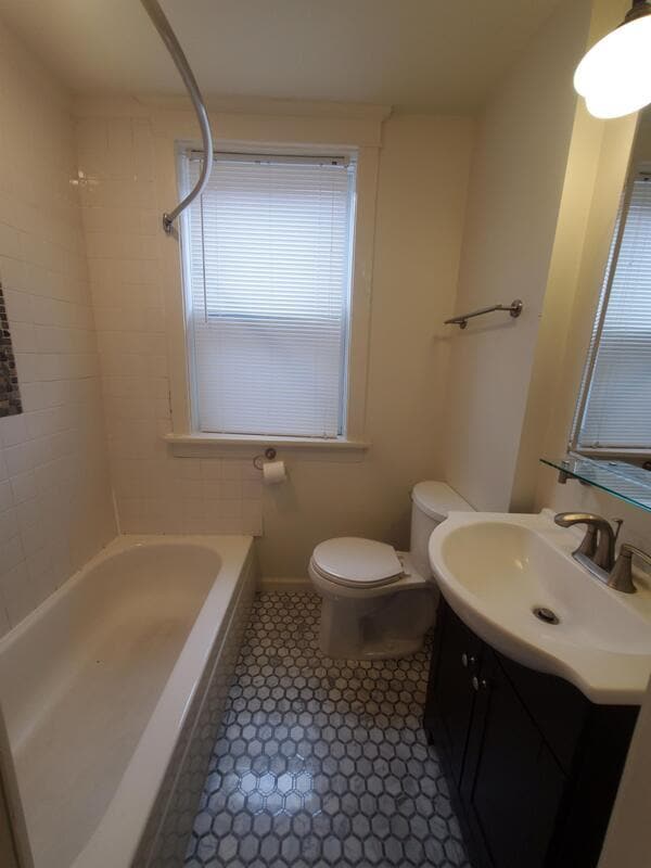 property at 4448 Shaw Blvd