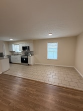 104 Millard St in Hurricane, WV - Building Photo - Building Photo