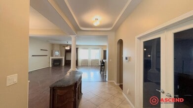 10817 Vista Del Rancho Dr in Bakersfield, CA - Building Photo - Building Photo