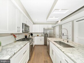 1826 Independence Ave SE in Washington, DC - Building Photo - Building Photo