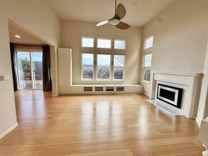 126 Pizarro Ave in Novato, CA - Building Photo - Building Photo