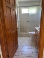 15651 Rayen St in North Hills, CA - Building Photo