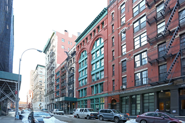 152 Franklin St in New York, NY - Building Photo - Building Photo