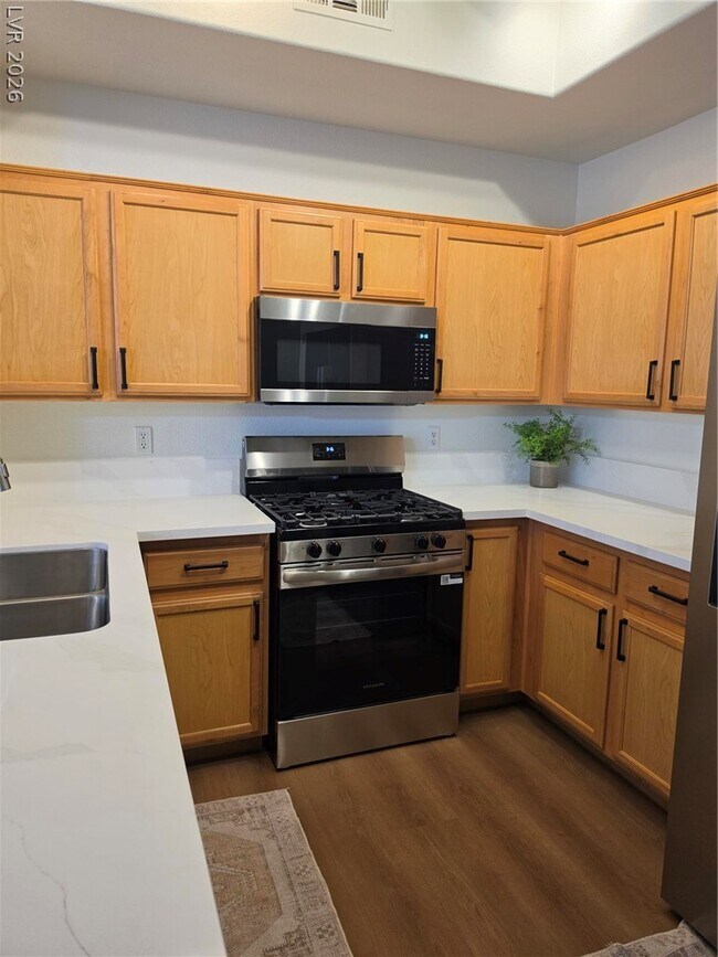 property at 2305 W Horizon Ridge Pkwy