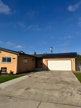 1836 W Michigan Ave in Fresno, CA - Building Photo - Building Photo