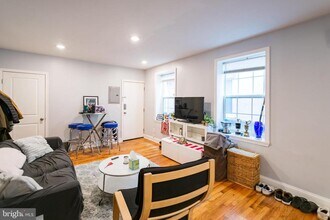 1116 Pine St in Philadelphia, PA - Building Photo - Building Photo