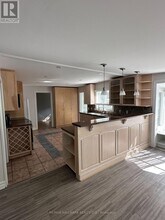 325 Andrew St in Newmarket, ON - Building Photo - Building Photo