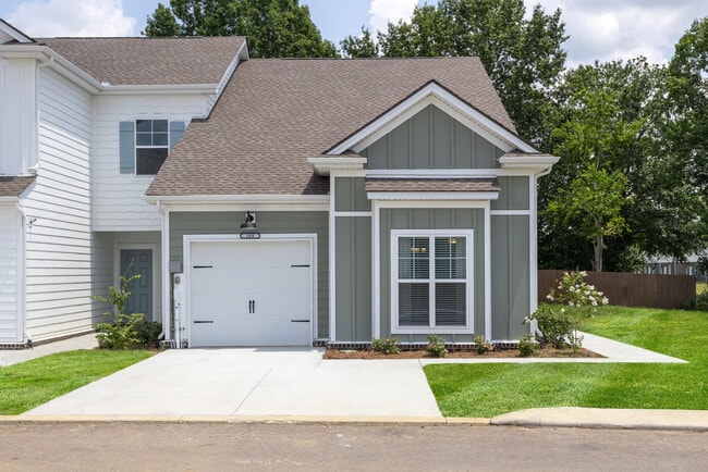 Harts Branch Townhomes in Smyrna, TN - Building Photo - Building Photo