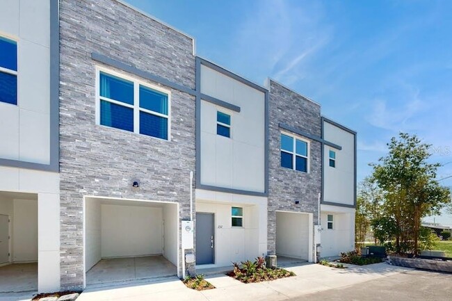 232 Famagusta Dr in Davenport, FL - Building Photo - Building Photo