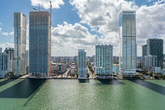 Star Lofts on the Bay in Miami, FL - Building Photo - Building Photo