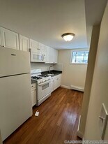 381 Harvard St in Cambridge, MA - Building Photo