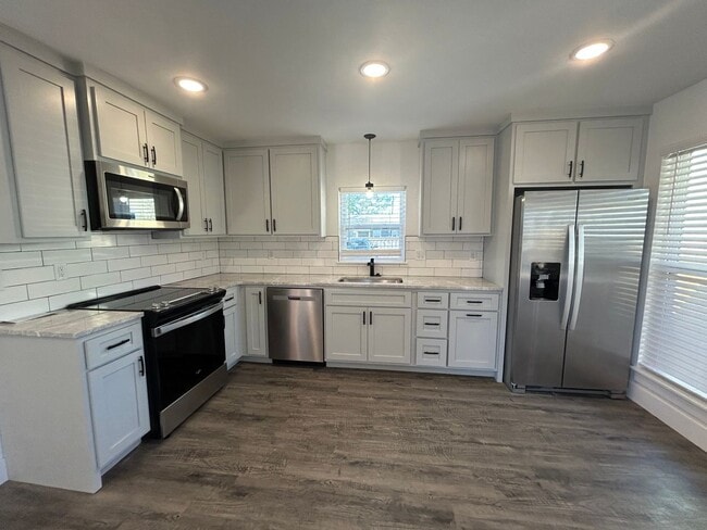 1453 S Washington Ave in Fayetteville, AR - Building Photo - Building Photo