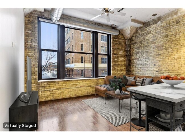 property at 618 N Washington Ave