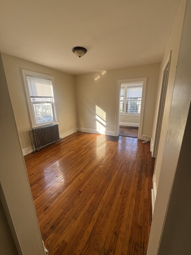 55 Bostwick Ave, Unit 2