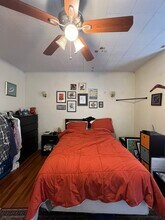 12 Hancock St, Unit 3 in Somerville, MA - Foto de edificio - Building Photo