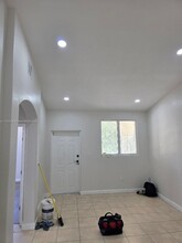 1661 SE 29th Ct in Homestead, FL - Building Photo - Building Photo