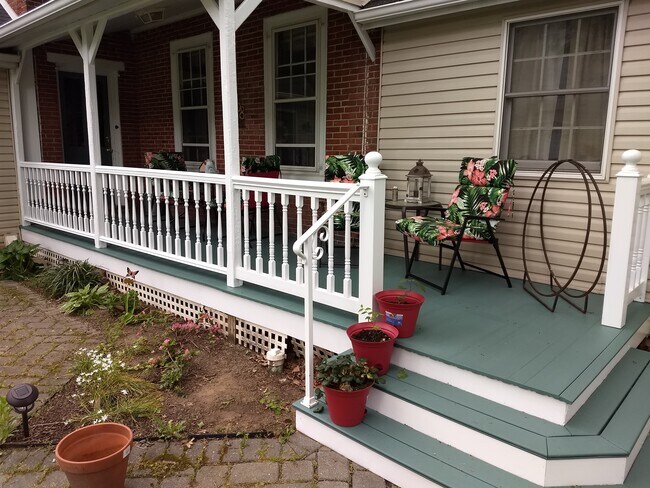 411 E Montgomery Ave, Unit #3 in North Wales, PA - Building Photo - Building Photo