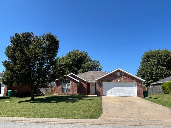 property at 431 Spicewood Trl