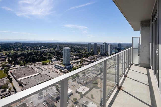 13495 Central Ave in Surrey, BC - Building Photo - Building Photo