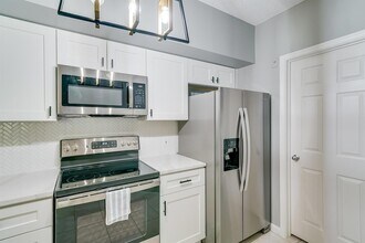 11780 St Andrews Place, Unit 205 in Wellington, FL - Building Photo - Building Photo