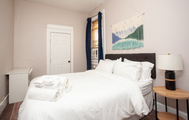 property at 95 N Willett St