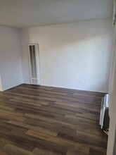 11811 Old River School Rd in Downey, CA - Building Photo - Building Photo