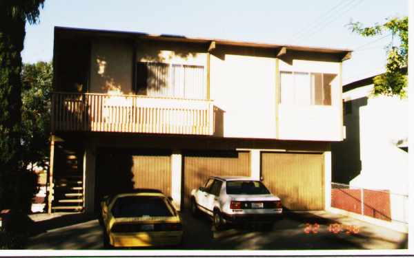 116 N Herberta Ave in Redondo Beach, CA - Foto de edificio