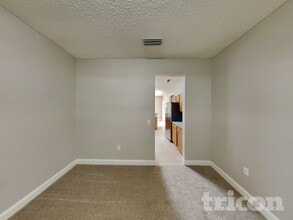 3346 Double Ln in Jacksonville, FL - Foto de edificio - Building Photo