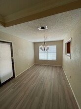 6031 72nd St in Lubbock, TX - Foto de edificio - Building Photo