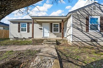 513 NE 19th St in Grand Prairie, TX - Building Photo - Building Photo