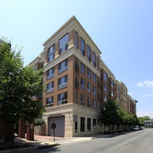 The Westlee in Arlington, VA - Building Photo - Building Photo