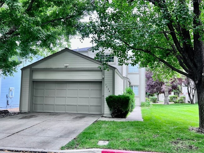 7534 Whimbleton Way in Reno, NV - Building Photo - Building Photo