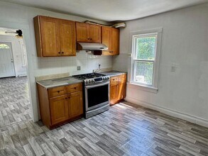 22 Kelly Hill Rd, Unit B in Otisville, NY - Foto de edificio - Building Photo