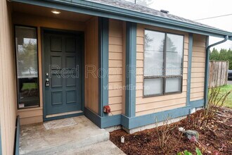 13702 14th Ave S in Tacoma, WA - Building Photo - Building Photo