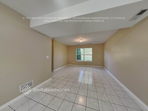 29835 Bayshore Dr in Lake Bluff, IL - Building Photo - Building Photo